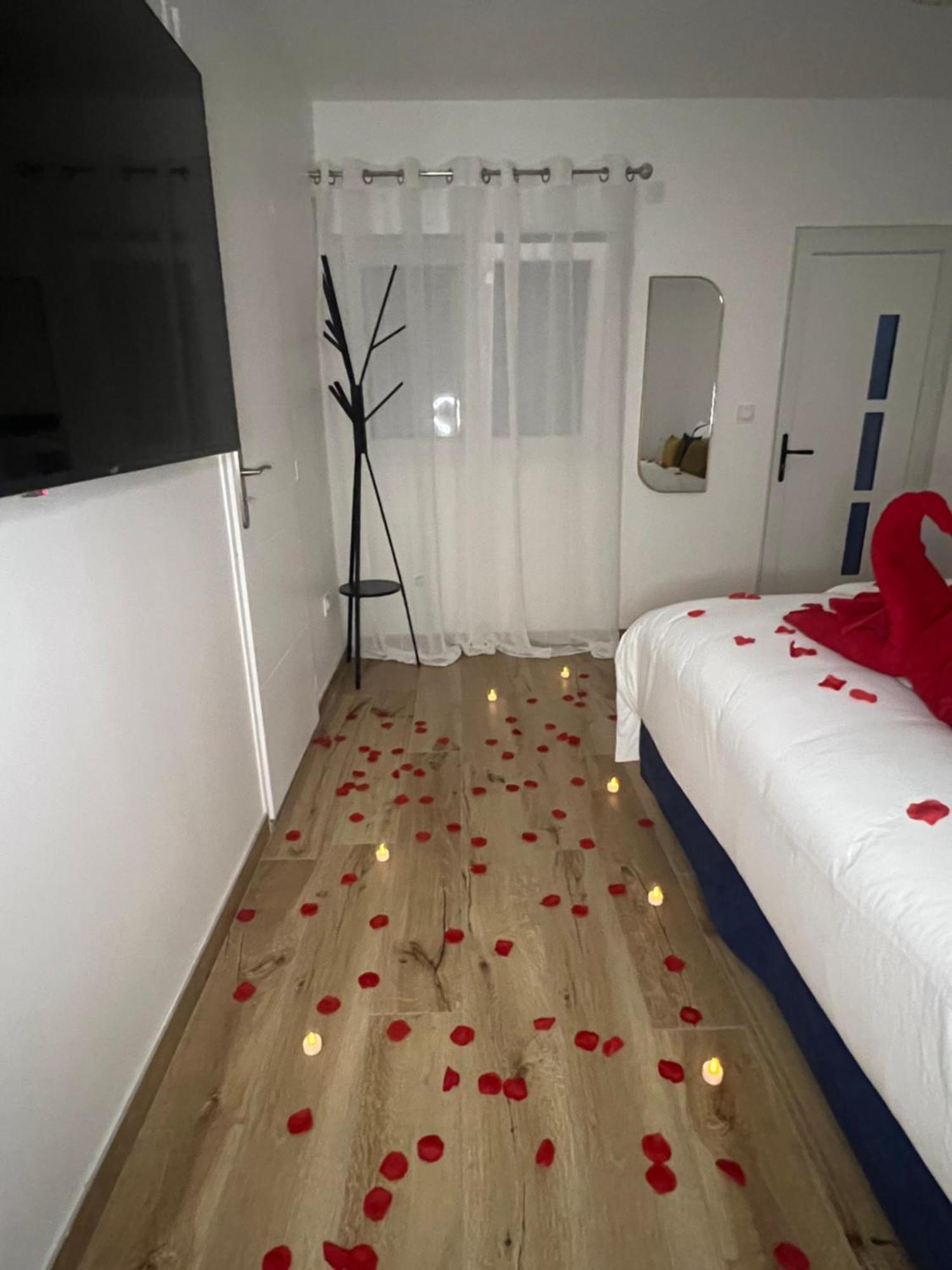 Evasion Spa 10 Saint-Lyé Eksteriør bilde